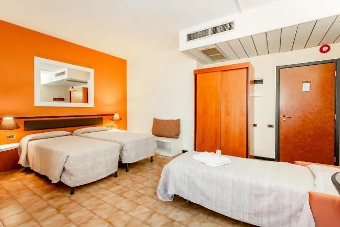 Hotel Rhi Porta Bologna à Pieve di Cento Italie