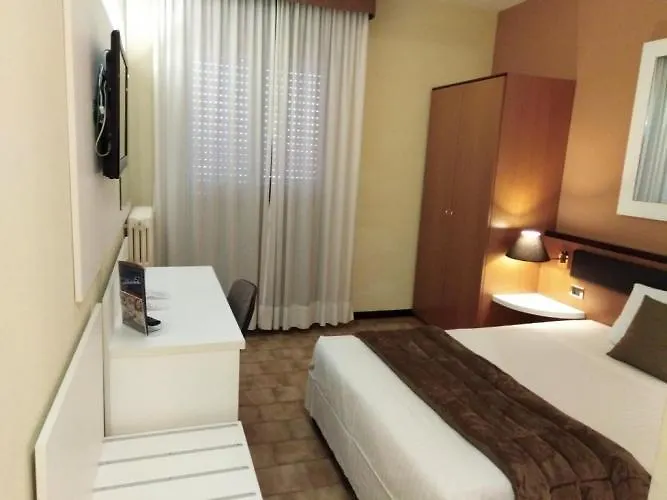 Hotel Rhi Porta Bologna à Pieve di Cento